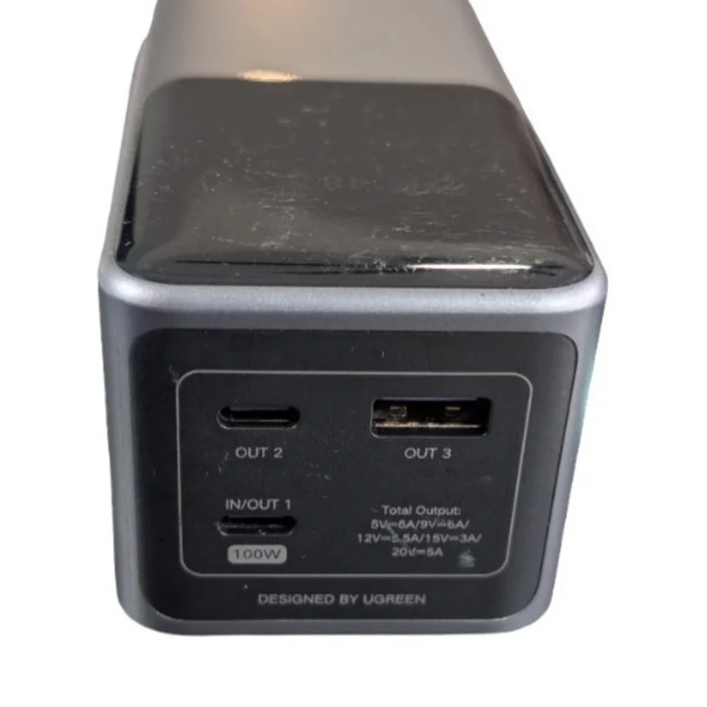 P6U‎ UGREEN - Nexode 130W 20000mAh Fast Charge Power Bank with Smart TFT Display